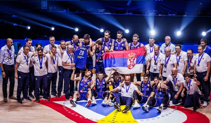 Vlada Srbije: Članovima košarkaške reprezentacije po 25.000 evra