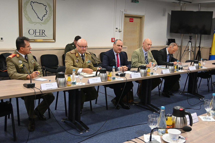 Komandant EUFOR-a sa predstavnicima OHR-a: Spriječiti podrivanje Dejtona