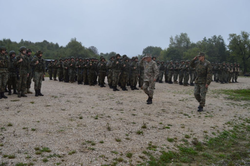 Na Manjači vojna vježba po NATO standardima