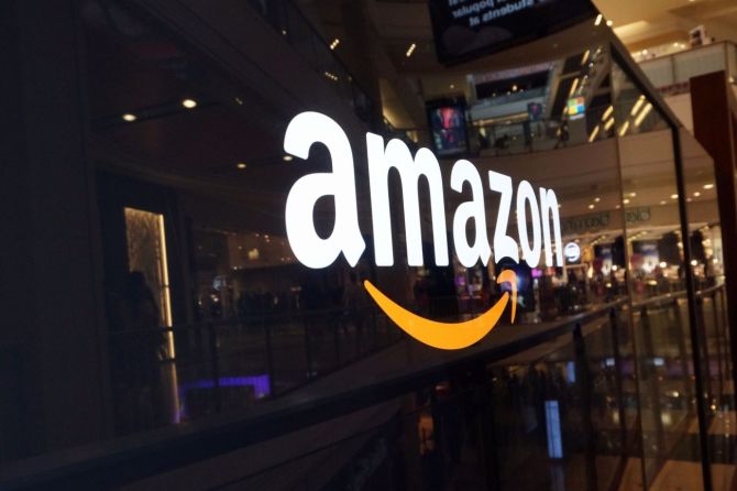 Amazon podiže zarade zaposlenima