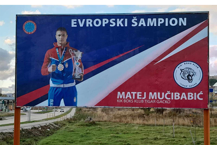 Na ulazu u Gacko posjetioce „dočekuje“ Matej Mučibabić: Šampionu posvetili bilbord