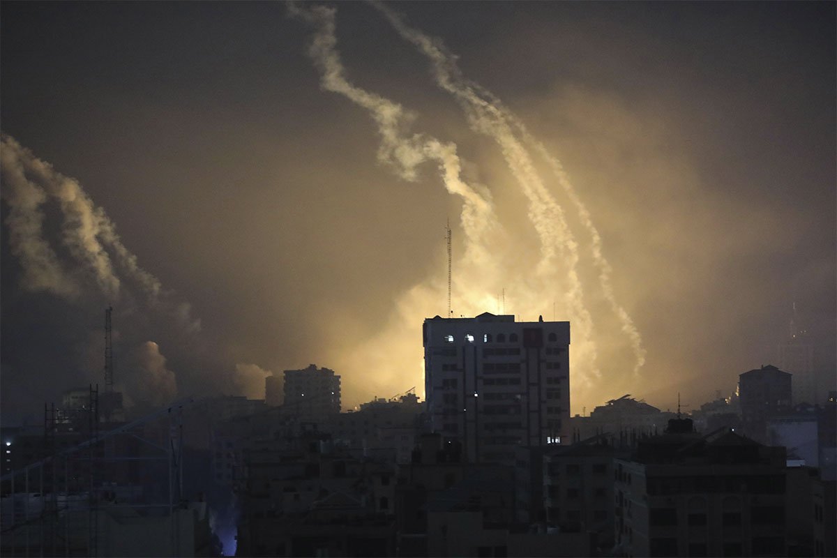 IDF: Izvedeno najjače bombardovanje Pojasa Gaze do sada, učestvovalo 100 aviona (VIDEO)