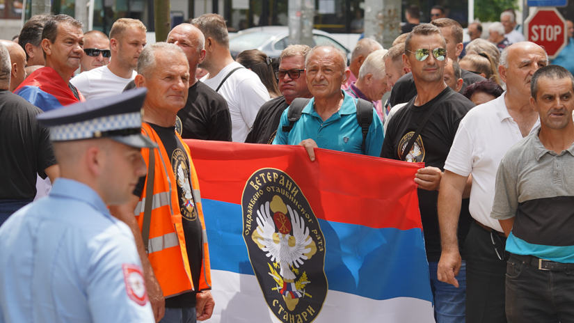 Pritisci na učesnike protesta u Banjaluci: MUP u akciji „spasavanja Srpske“ od nezadovoljnih veterana VRS