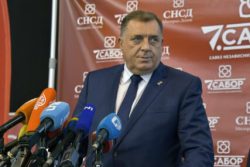 Da li je Dodik „povukao ručnu“: Umjesto deklaracije o nezavisnosti, prijedlozi i sporazumi