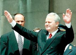 Bijeda revizionizma: Milošević