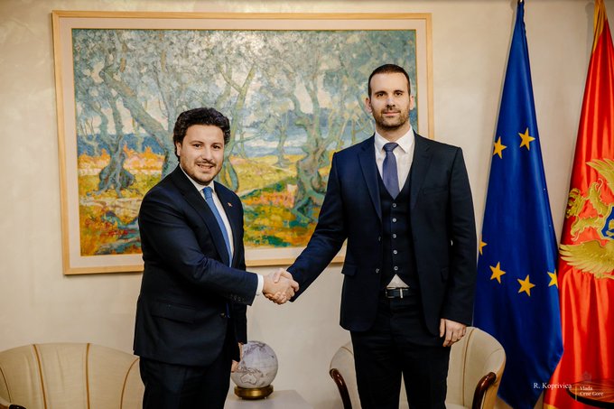 „Ponosan sam da smo napravili ekspresnu vladu“ Abazović za novog premijera imao zanimljive riječi dobrodošlice