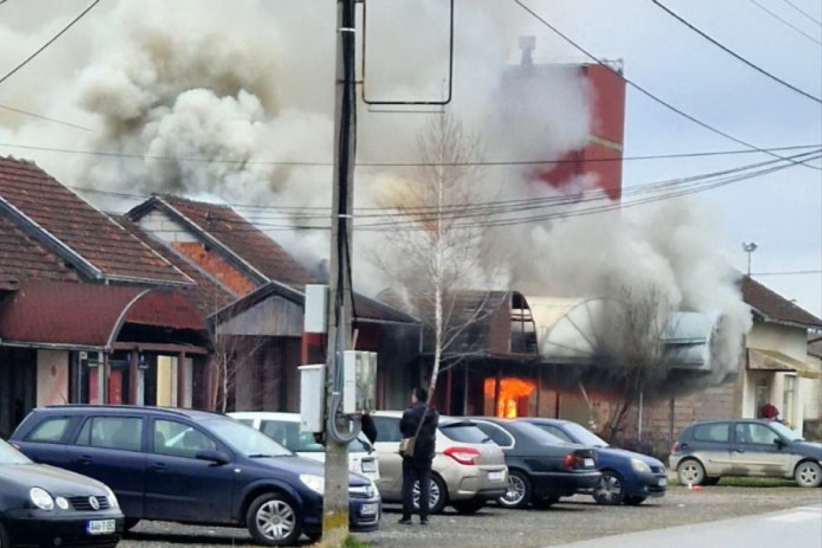 Požar u Omarskoj: Gorio bivši ugostiteljski objekat