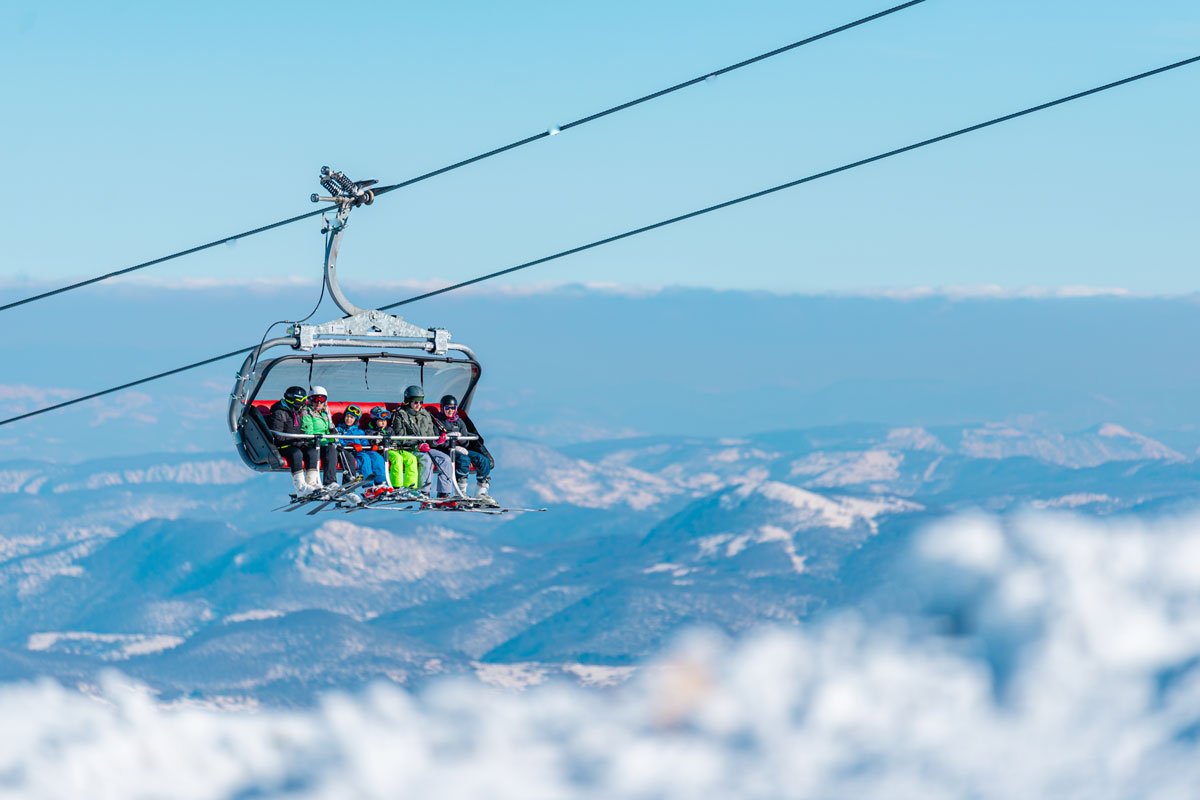 Rekordna sezona za ski-centre u BiH: Skijaši pohrlili na planine