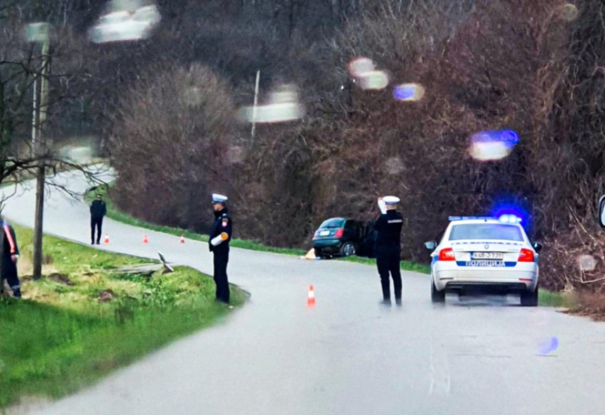 Vozač poginuo pri slijetanju vozila kod Bijeljine