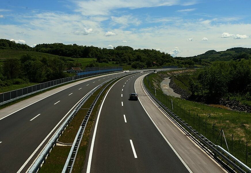 Kako teku radovi na auto-putu od Beograda do Banjaluke „Gradnja dionice od Rače do Bijeljine ide prema zacrtanom planu“