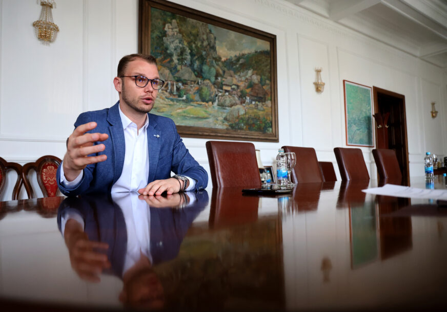 „Riječ je o životnim pitanjima, a ne političkoj temi“ Stanivuković pozvao odbornike da podrže rješavanje problema radnika „Akvane“