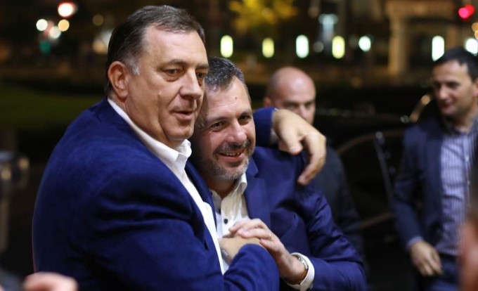 Morad Dodik „opleo“ po Radojičiću: „Ponašao se kao razmaženo dijete i izbačen je iz SNSD-a“