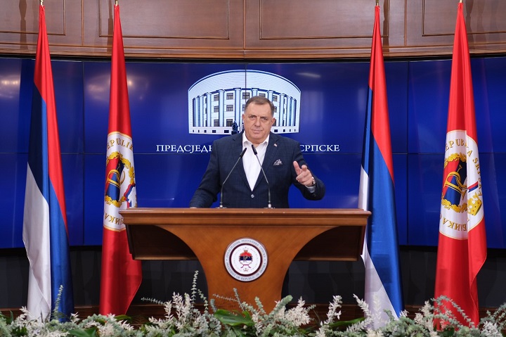 Dodik: Srbija i Srpska uvijek zajedno, snažna podrška Vučiću