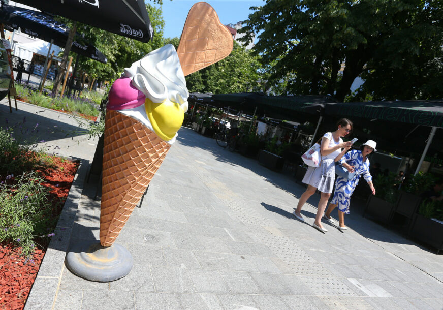  Sladoled za marku ostaje samo u sjećanju: Poslastica koju vole mali i veliki u ljetnoj sezoni sa novim cijenama