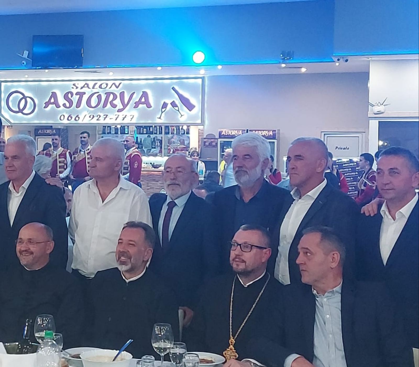 Dijeleći blagoslov Ostroški svojoj braći i sestrama Vujović čestitao zavjetnu slavu Udruženja Hercegovaca u Banja Luci