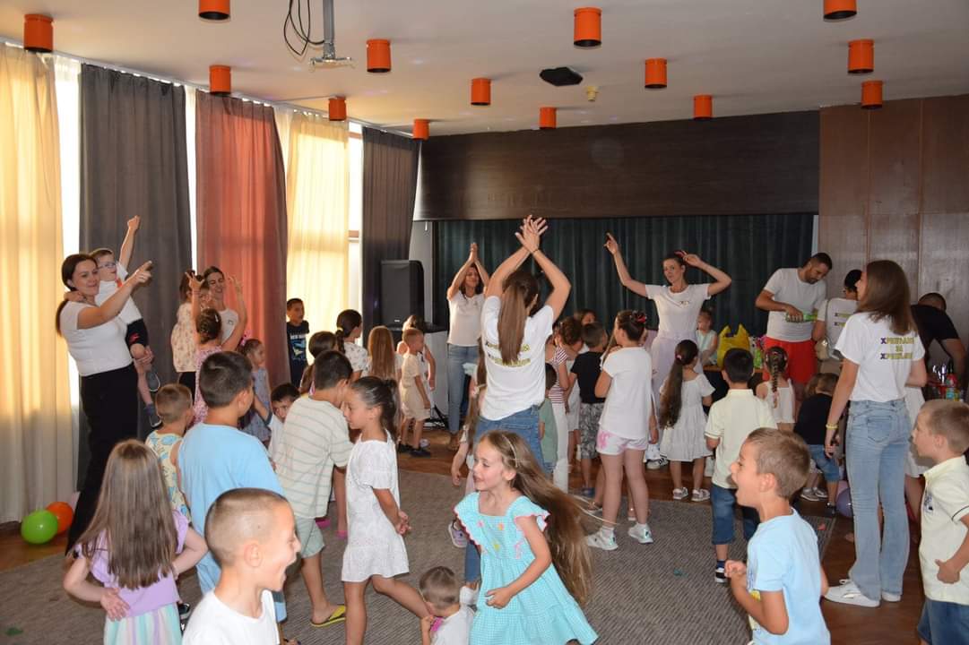 Bileća: Kroz zanimljive radionice promovišu humanost – Humanitarna organizacija „Hrišćani za Hrišćane“ opet na visini zadatka