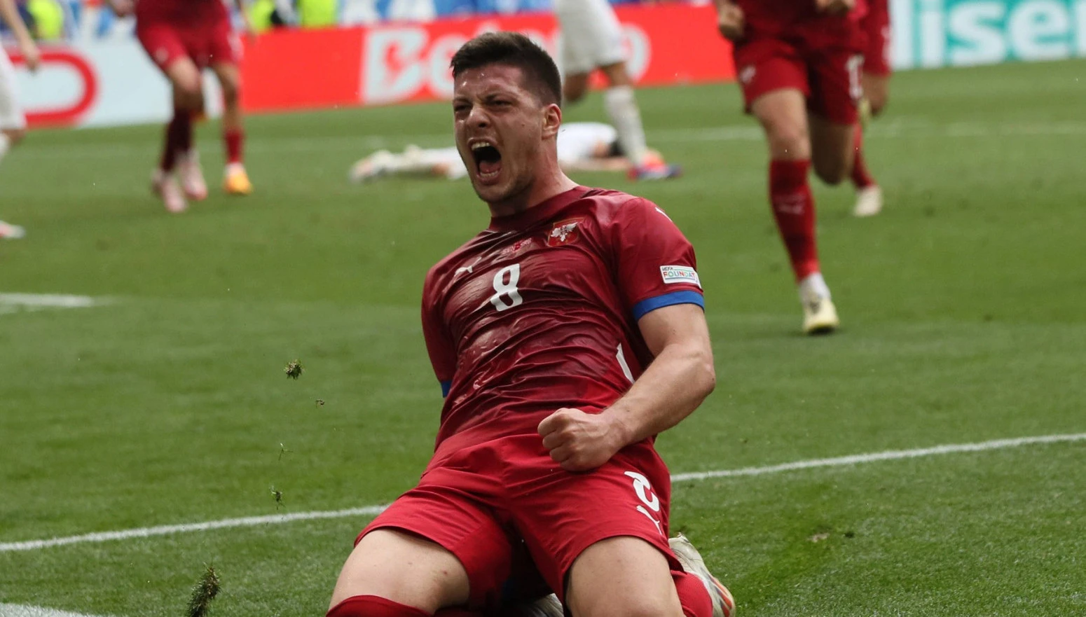 Jović heroj u 96‘ za rekord EURO; Piksi: „Srbi ne umiru lako“