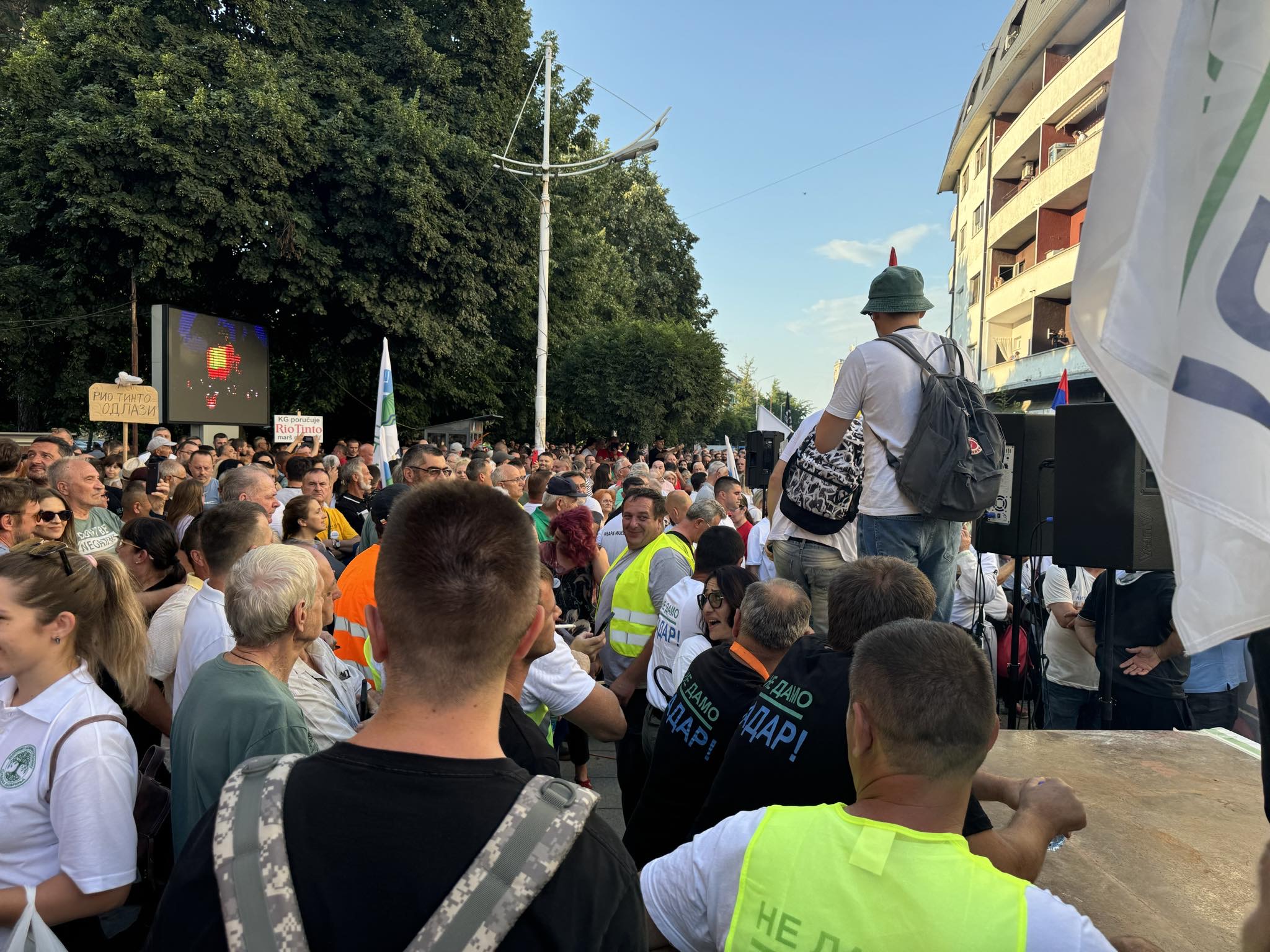 Protesti protiv litijuma u Loznici: Ne damo da kopate, blokiraćemo željeznice