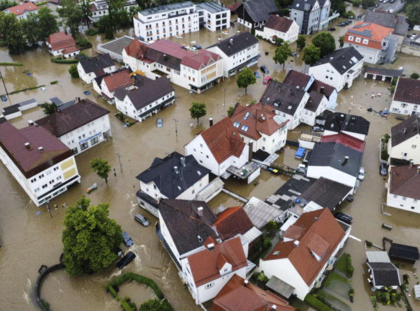 Na jugu Njemačke u prekidu saobraćaj zbog poplava