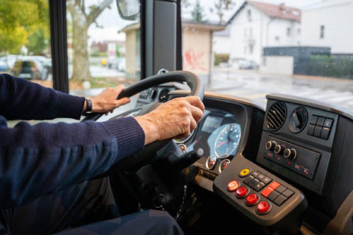 Vozač autobusa ostavio putnike u Albaniji i vratio se sam u BiH