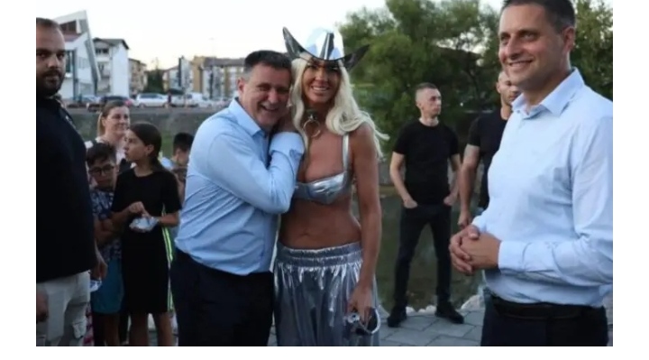 Nema krize! Jelena Karleuša nakon Banjaluke avionom Vlade RS letjela za Budvu: Ko sve to plaća?