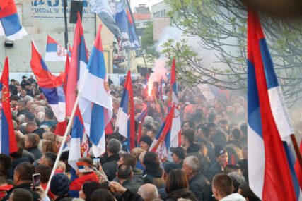 ŠTA SE DEŠAVA Preuranjenu predizbornu kampanju gledali smo i ranije, ali ovaj put CIK BiH kažnjava sve od reda