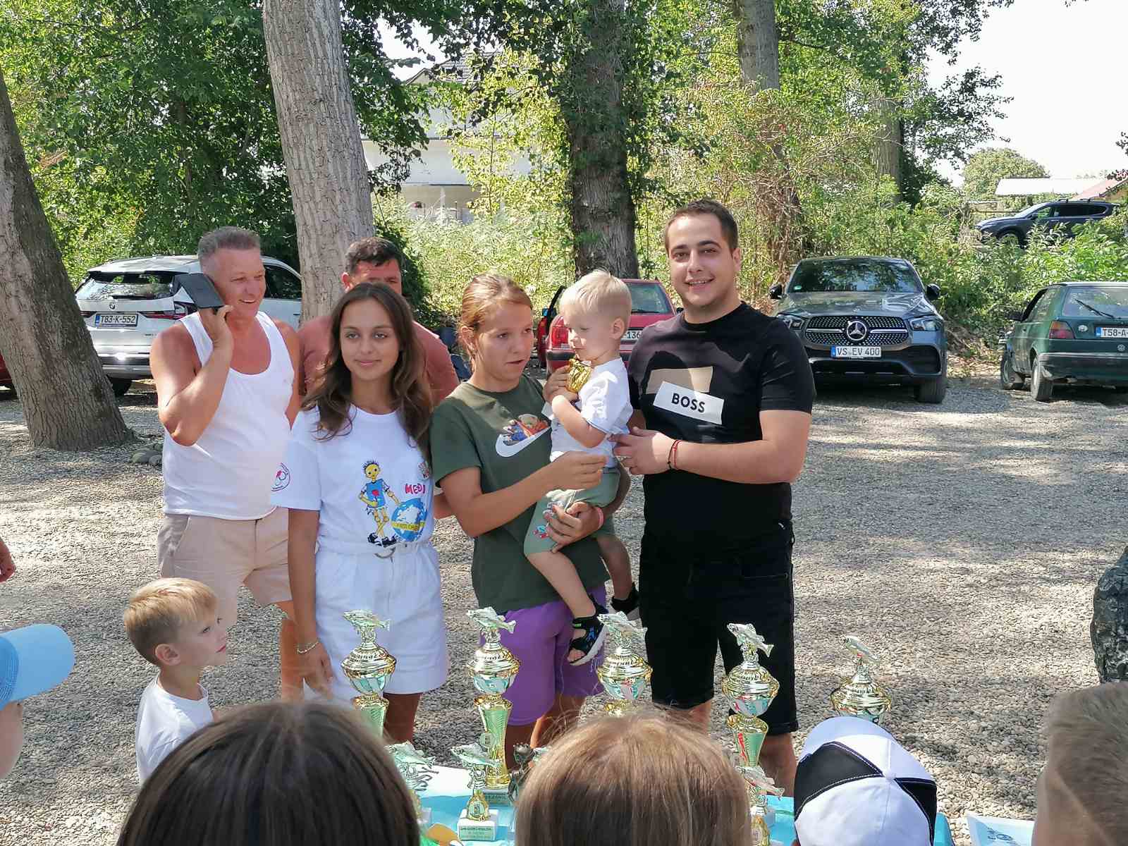 Velika dječija manifestacija na Drini kod Janje: Dječije srce kuca ljubav