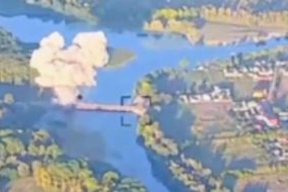 UKRAJINCI RAZNELI JOŠ JEDAN MOST U KURSKU! Rusi SVE slabiji, ostao je samo JOŠ JEDAN: Isplivao dramatičan snimak rušenja (VIDEO)