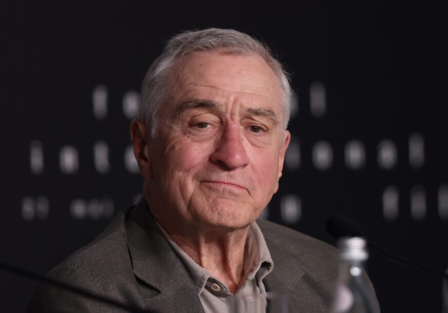 (VIDEO) Godine mu ništa ne mogu: Robert de Niro proslavio rođendan na nesvakidašnji način