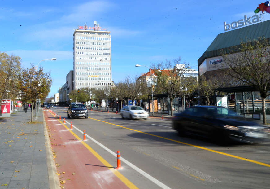 Bez velikih gužvi na putevima: Pojačan promet vozila na graničnim prelazima Izačić i Velika Kladuša