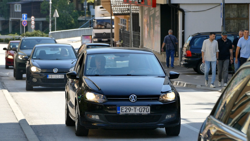 Višegradske ulice tijesne i za pješake i za automobile