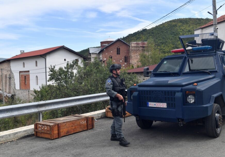 Pretučen Srbin na Kosovu: Nesrećnog čovjeka VEZALI, TUKLI MOTKOM i na kraju OPLJAČKALI