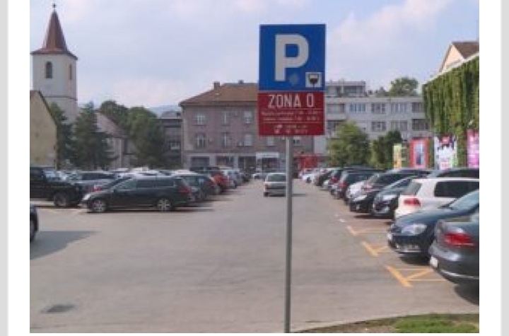 Sud: Neustavno poskupljenje parkinga u Banjaluci