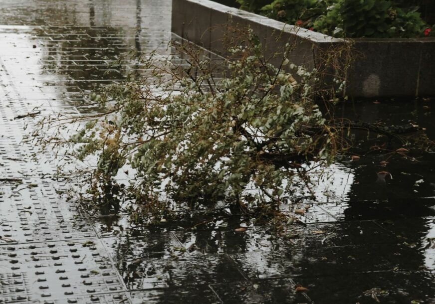 Moglo bi pasti i do 400 LITARA KIŠE: Meteorolozi najavljuju NAJVEĆE PADAVINE u posljednjih nekoliko godina