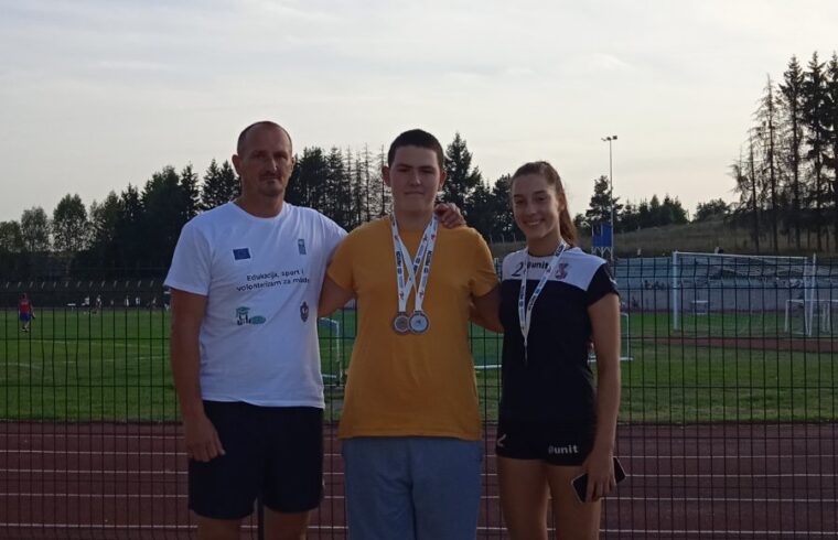 Sjajni rezultati atletičara iz Gacka- jedna medalja za Sofiju Lažetić, dvije za Čeda Košutića