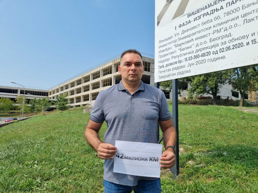 „Probijen je i četvrti rok za izgradnju garaže kod UKC“