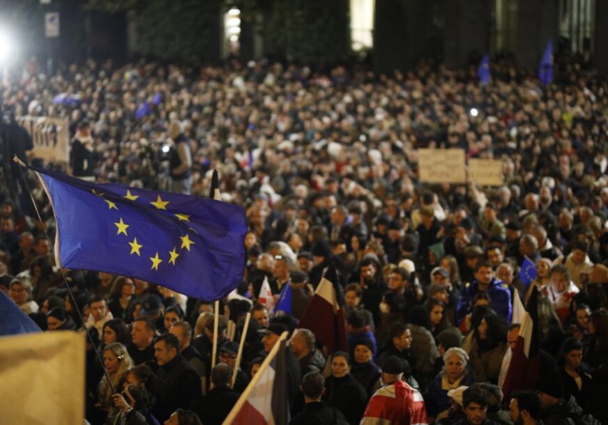 UKRALI SU GLASOVE“ Na protestima traže poništavanje parlamentarnih izbora u Gruziji