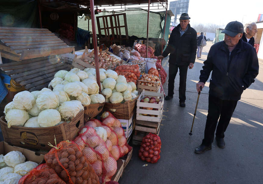 Nekad su bile OMILJENE: Pogledajte koliko smo SMANJILI KUPOVINU na zelenim pijacama, a ovo je GLAVNI RAZLOG