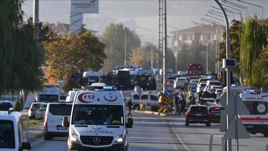 U terorističkom napadu u Ankari ubijeno 4-oro ljudi