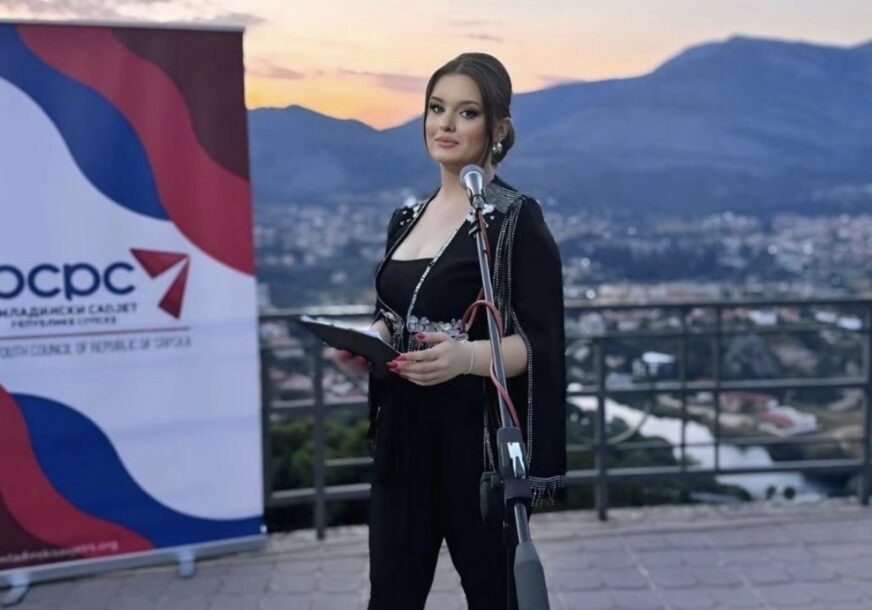 KAKVA DJELA ONA STVARA Valentina (19) slika, piše, dizajnira odjeću, studira, SVE STIŽE i ne zna se u čemu više uživa