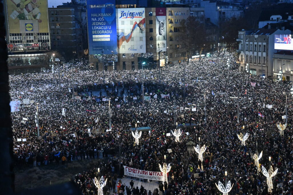 Veliki protest u Beogradu studenata kakav Srbija ne pamti (Foto)