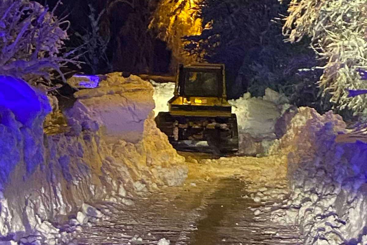 Heroji Hitne pomoći Banjaluka: Četiri sata kroz snježne nanose do djeteta na respiratoru