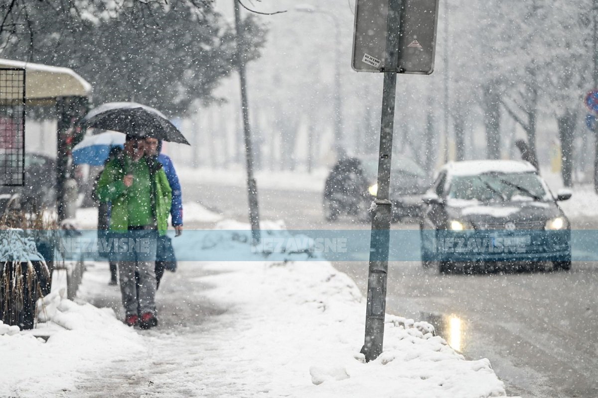 Novi snijeg, stari problemi: Dijelovi Banjaluke ponovo bez struje