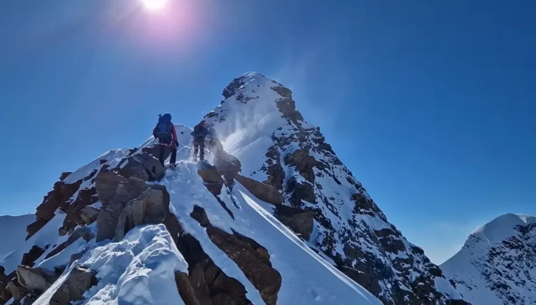 Naučnici pronašli dvije planine sto puta veće od Mount Everesta