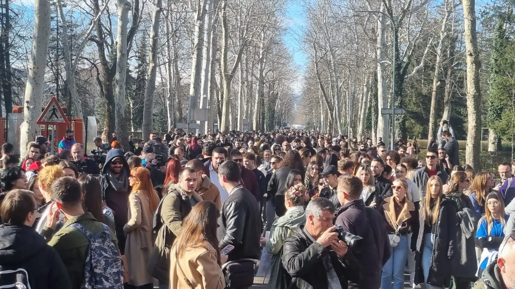 Rijeka studenata u Banjaluci, u velikom broju podržali kolege u Srbiji! (FOTO/VIDEO)