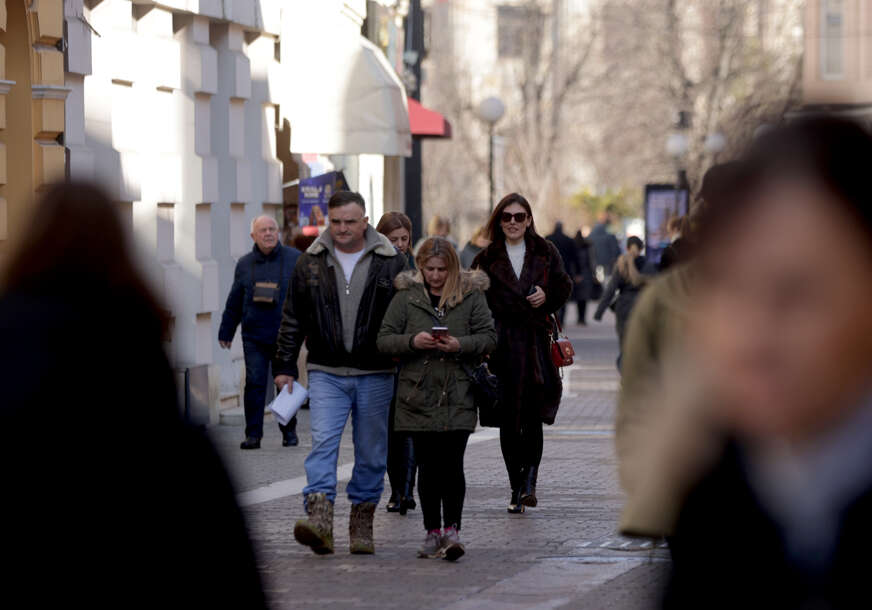 Kad imaju „zmiju u džepu“: Ovo su radnici koje poslodavci već TRAŽE SVIJEĆOM, a evo šta će ih tek strefiti