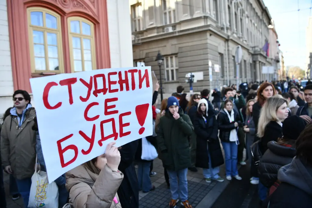 Danas blokada mostova u Novom Sadu! Direktan prenos