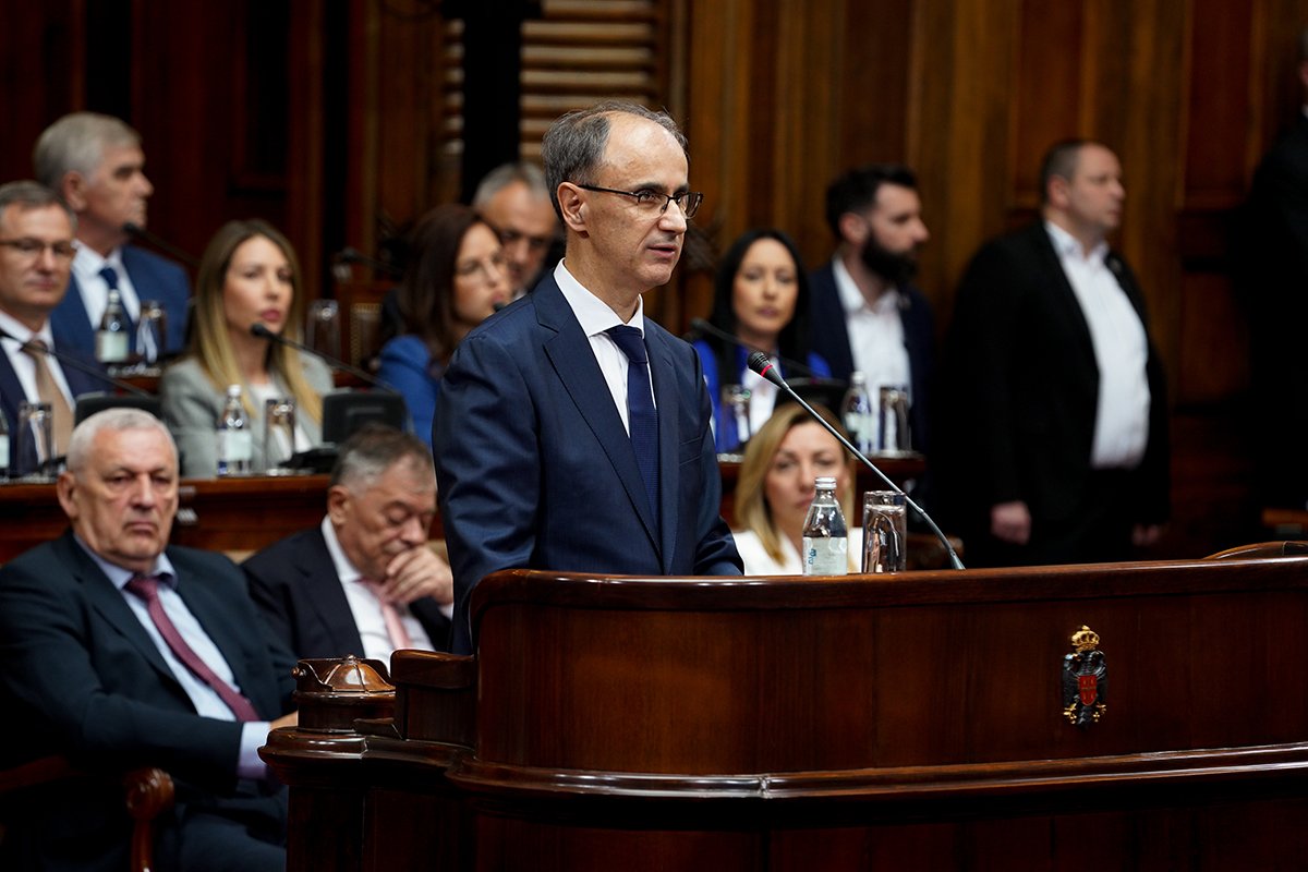 Mandatar Đuro Macut: Prihvatio sam ovu dužnost, koja me je snašla i zadesila (VIDEO) Mandatar Đuro Macut: Prihvatio sam ovu dužnost, koja me je snašla i zadesila (VIDEO)