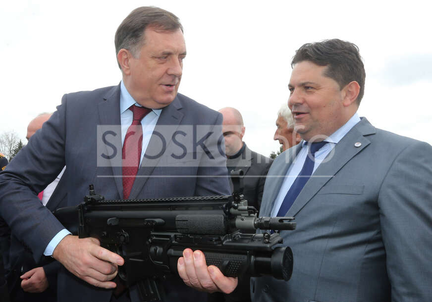 Dodik, Višković i Stevandić se iz helikoptera SMIJU U LICE BiH: Kako su propali SVI POKUŠAJI HAPŠENJA zvaničnika Srpske