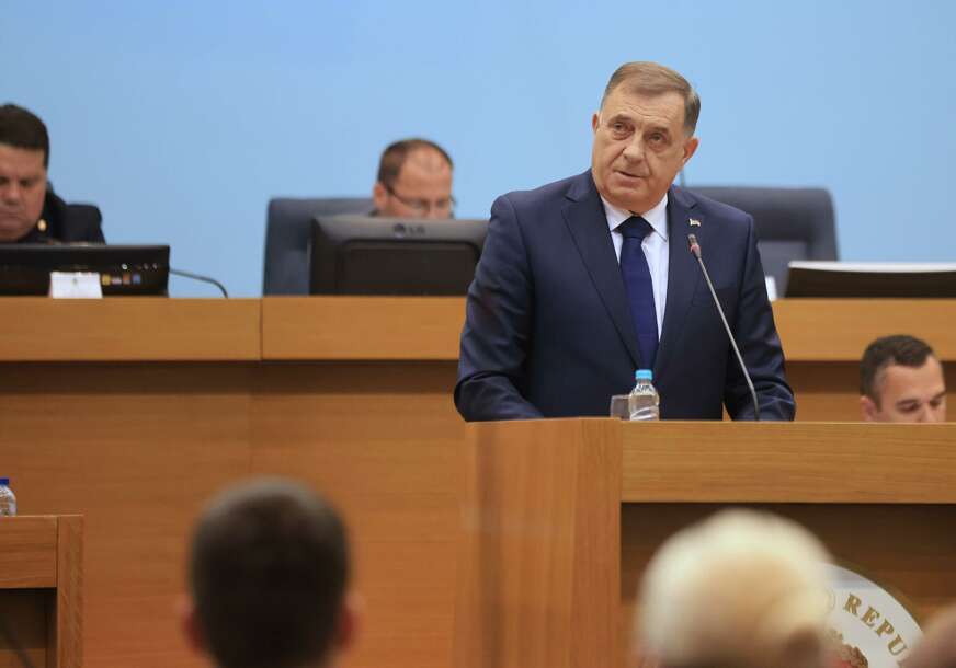 DŽEKPOT ILI EKOLOŠKA KATASTROFA Dodik „dijeli“ rijetke minerale ko 50 KM na mitingu, a zauzvrat TRAŽI OVO